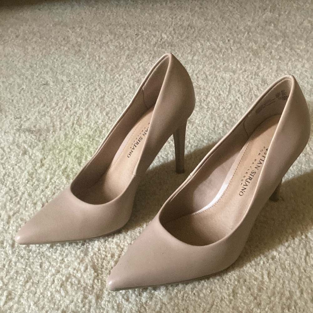 Christian Siriano Tan Pointed-Toe Heels